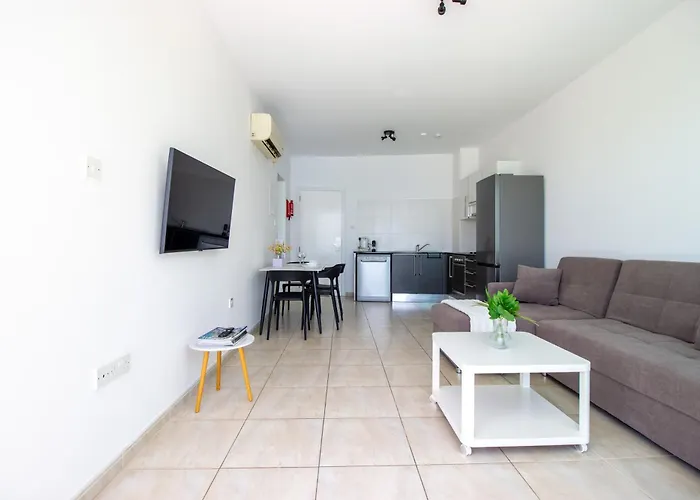 Prime Protaras Seafront Apt