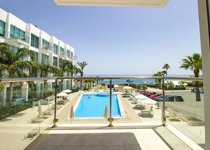 Prime Protaras Seafront Apt
